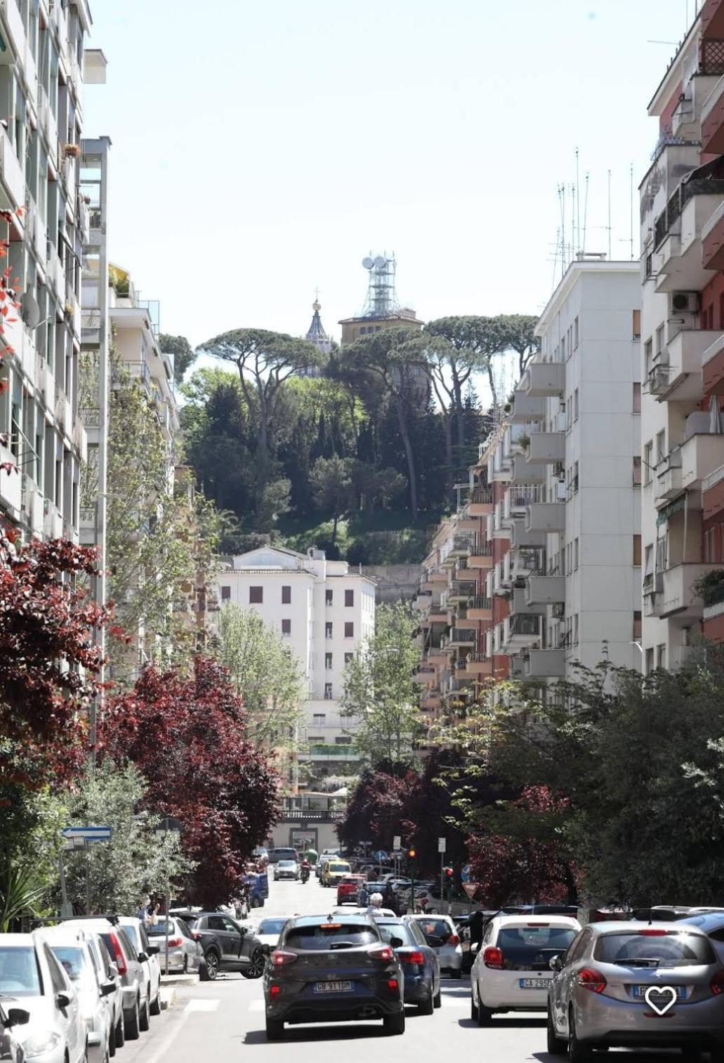 Vatican In Appartamento *
